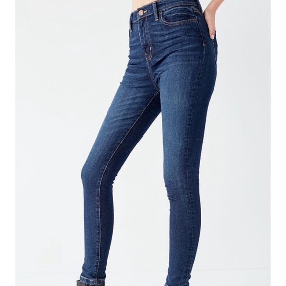 BDG Denim - BDG High Rise Ankle Twig Jeans w 26 l 29